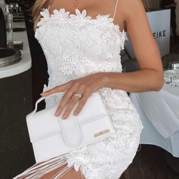 Jacquemus Le Grand Bambino Leather Crossbody Bag - Picture 2 of 10